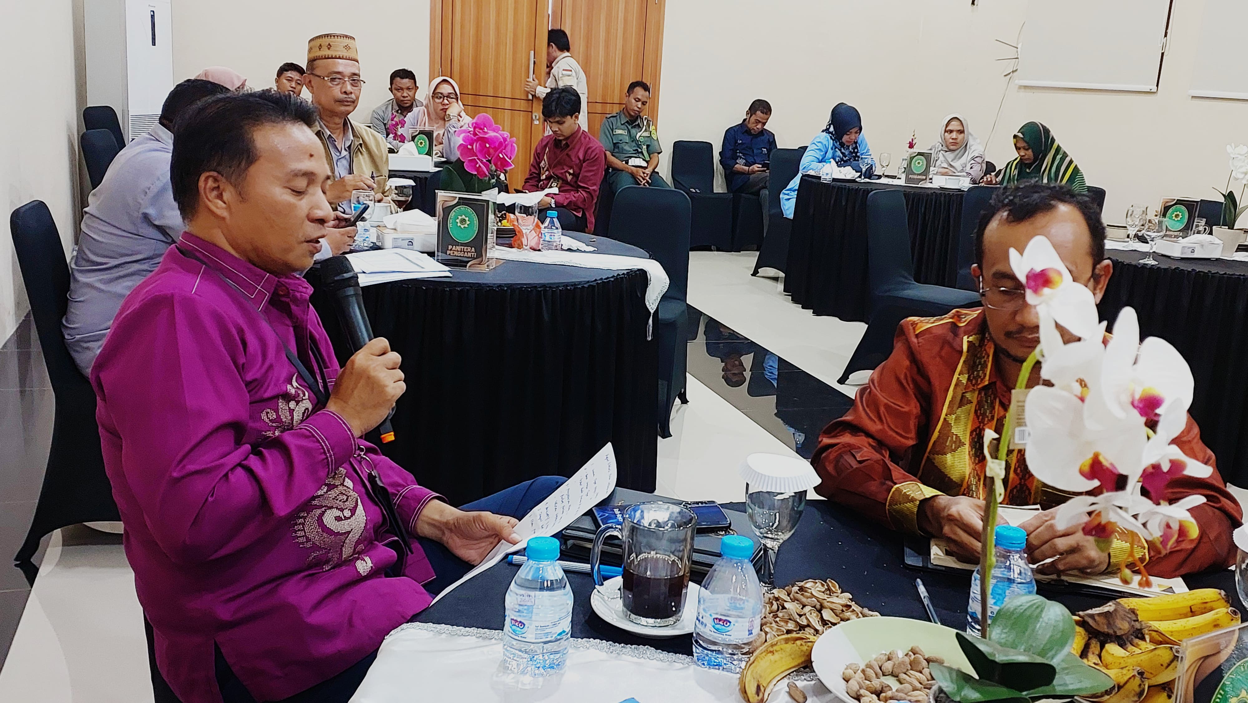 rapat 3